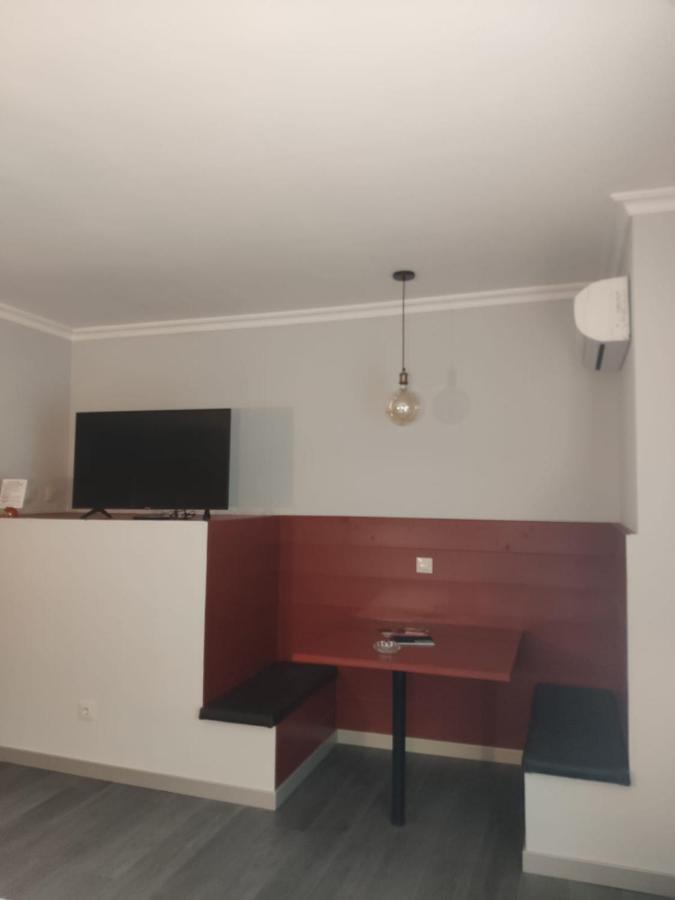 Motel Caldas Caldas De Reis Eksteriør billede