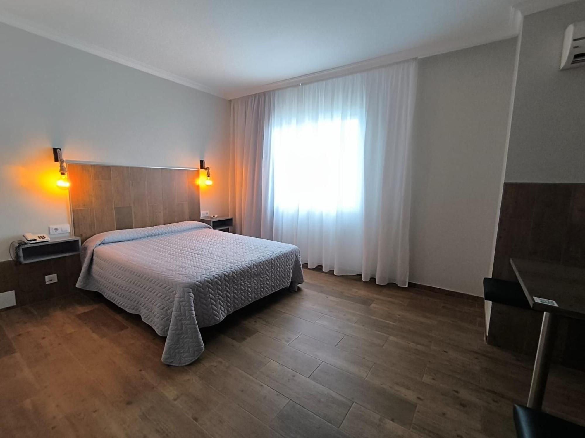 Motel Caldas Caldas De Reis Eksteriør billede