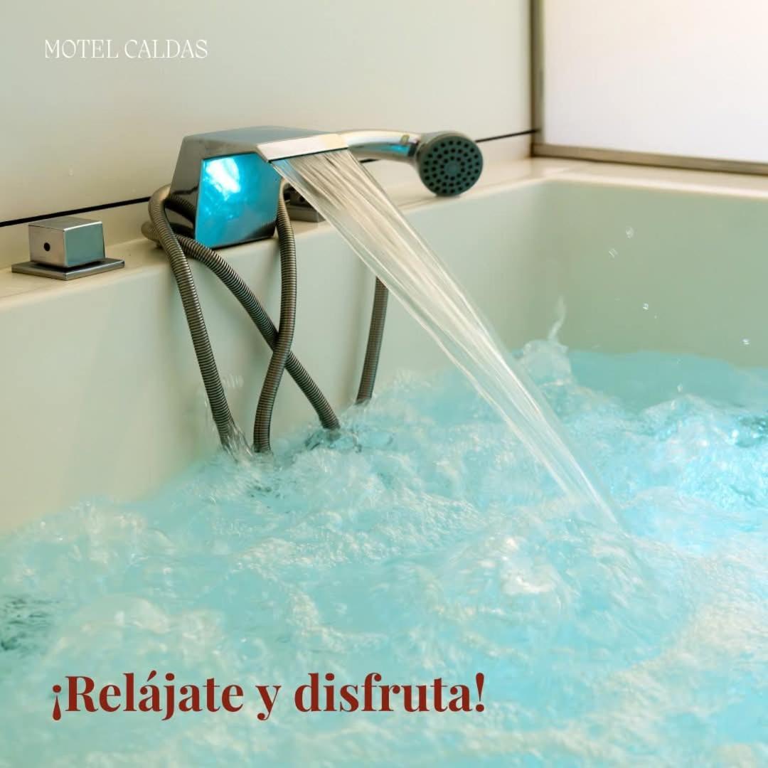 Motel Caldas Caldas De Reis Eksteriør billede